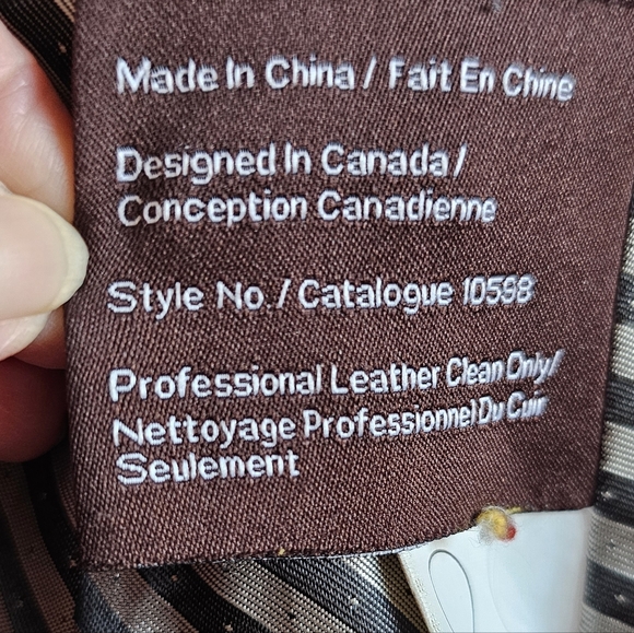 Danier Black Leather Bomber Jacket. Moto Jacket. - Picture 14 of 14